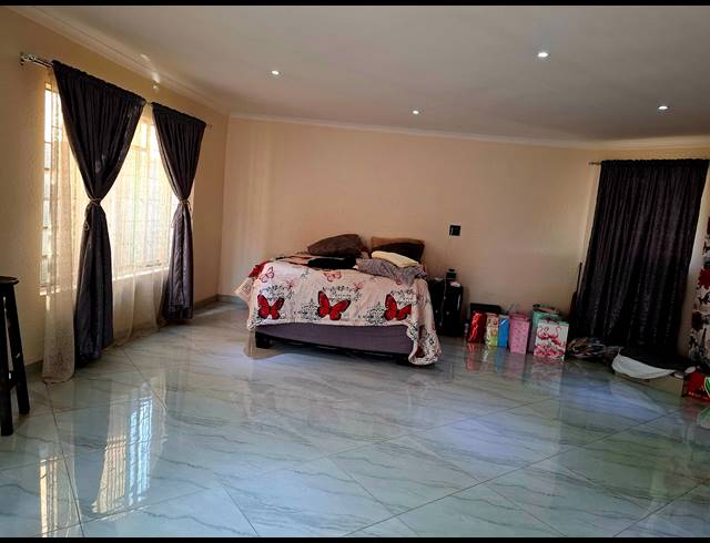 4 BEDROOM HOUSE FOR SALE IN BRAKPAN NORTH